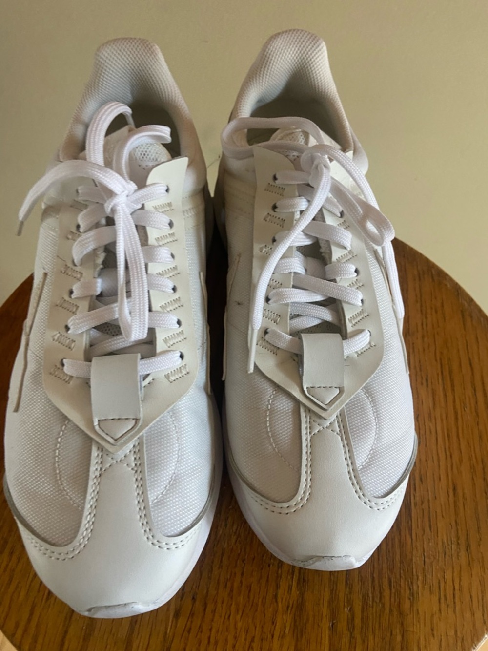 Nike Air Max Pre-Day Sneakers White Platform Trainers Women’s Sz 10